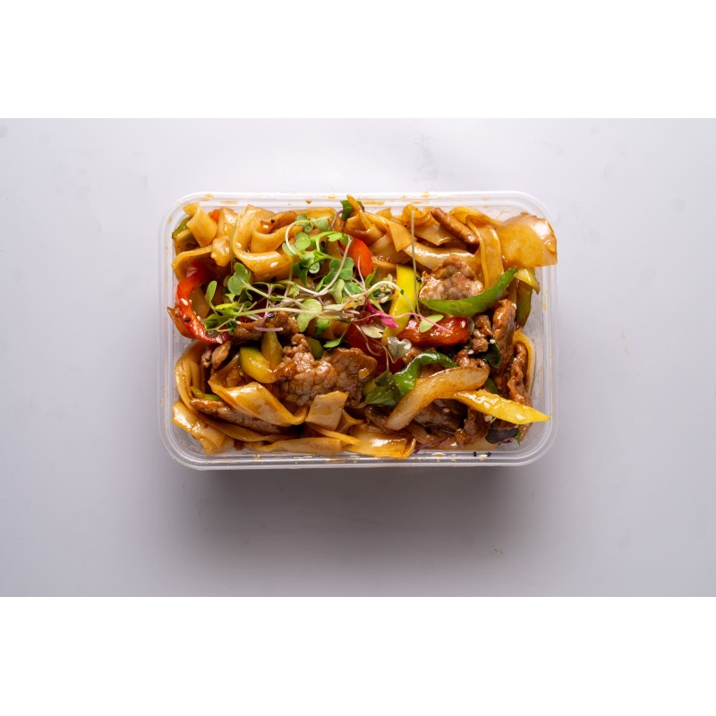32. Pad-Thai (Tallarines Vietnam) con Ternera en salsa de soja